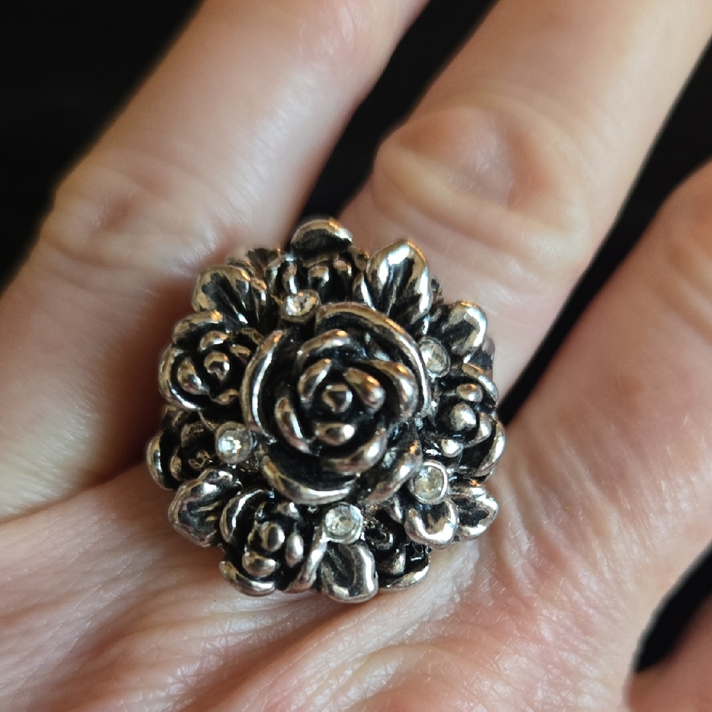 Vintage Art Nouveau Intricate Rose Silver Tone Ring With 5 Small Crystals Size 6